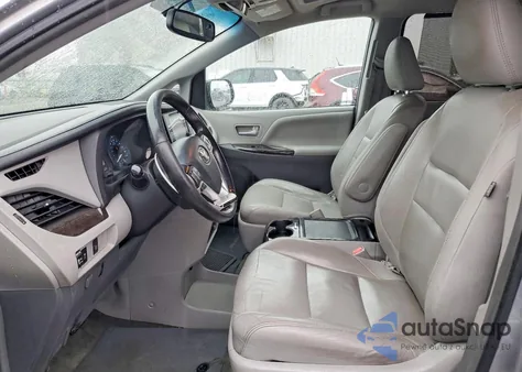 2015 Toyota Sienna Xle z USA, uszkodzony, nr VIN 5TDYK3DC9FS571348